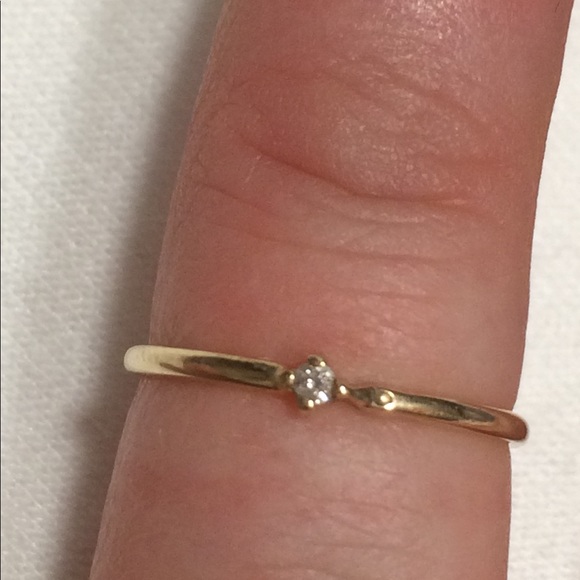 Meet your Posher, Cindy - Picture 3 of 5